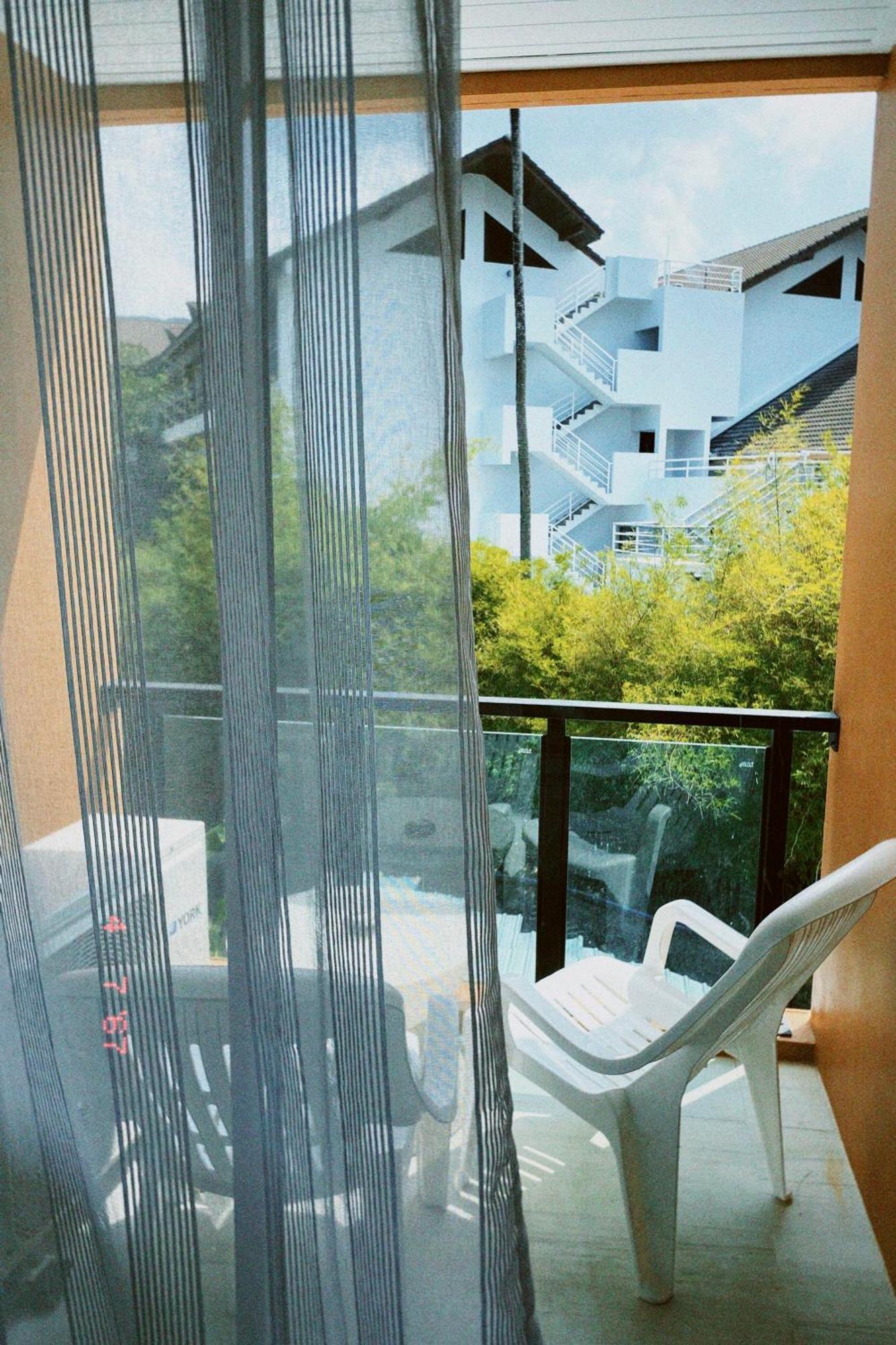 Sasimanta Hotel Kamala-part Kültér fotó